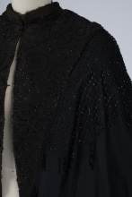 Front left shoulder view